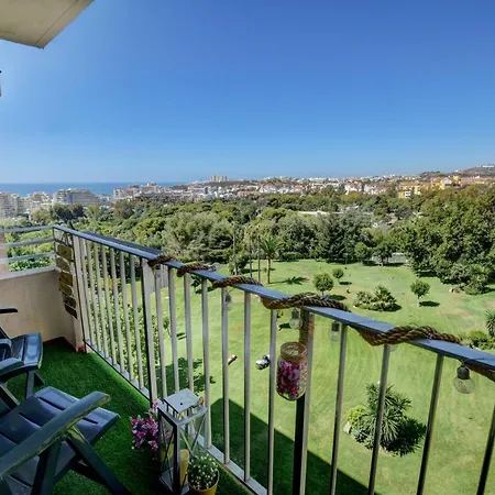 Apartment Minerva, Costa, Stunning Sea & Mountain View, 1 Bedroom Benalmadena