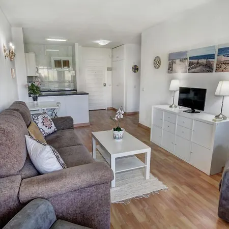 Minerva, Costa, Stunning Sea & Mountain View, 1 Bedroom Apartment *